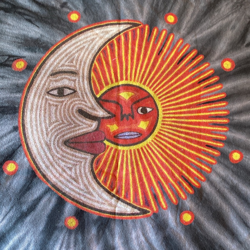 NWOT/2XL custom tee. Double graphics. Tie dye. Dark blue/ black/grey. NWOT. Boho